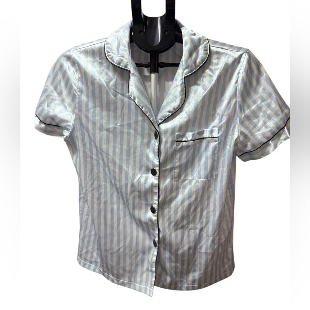 LYANER / stripe  Silk Satin Pajamas p20